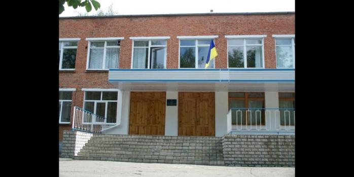 Школы в Сумах будут работать дистанционно, фото: Sasha India / Flickr