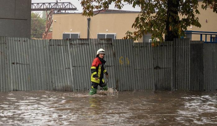 Ненастье в Одессе 30 сентября, фото: ГСЧС