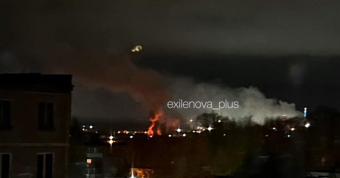 Взрывы прогремели на химзаводе Азот. Фото: