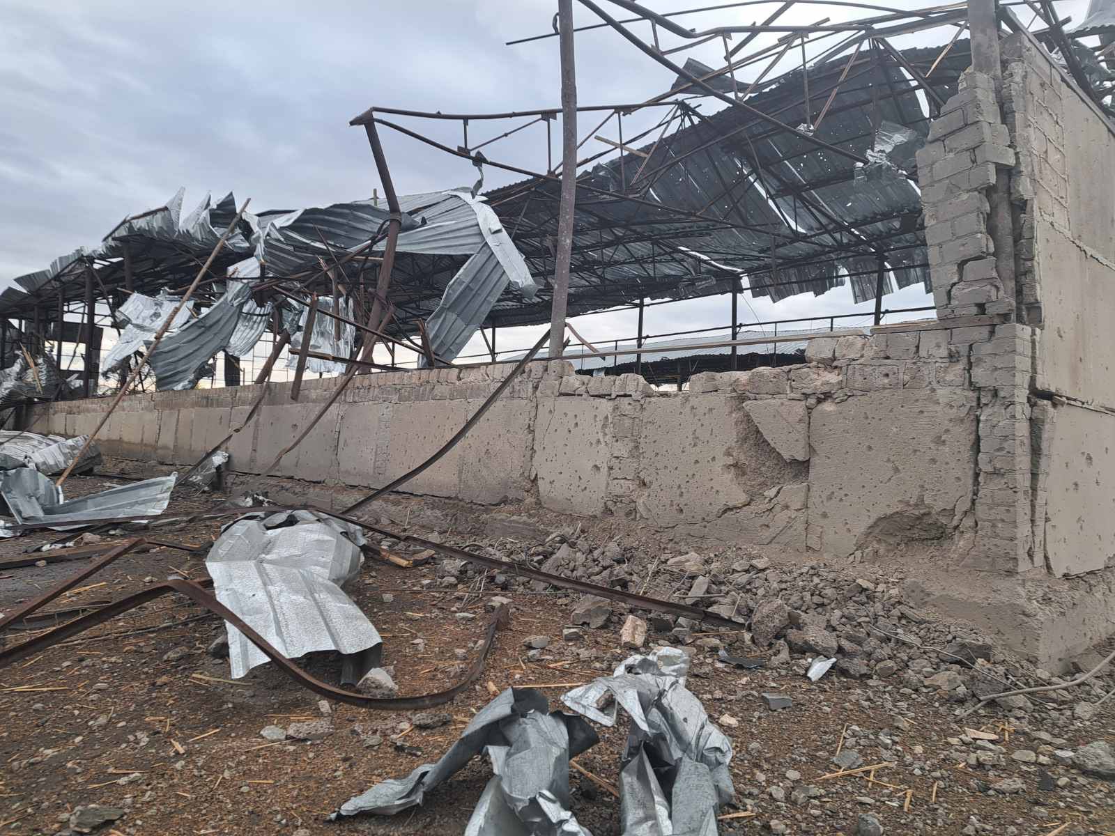 Зруйноване агропідприємство на Харківщині. Фото: Андрій Дикун