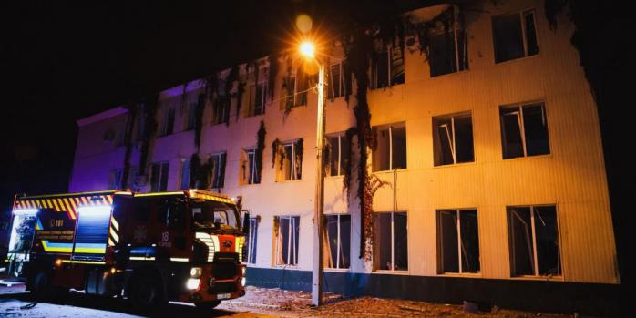 Последствия российских авиаударов по Харькову, фото: ГСЧС