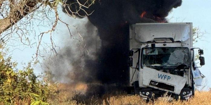 Последствия российских обстрелов в Херсонской области, фото: Александр Прокудин