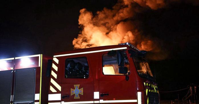 Российские дроны атаковали Днепропетровщину и Черниговщину. Фото: ГСЧС