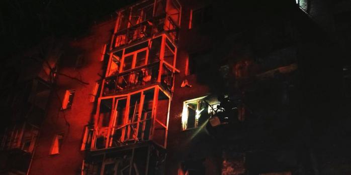 Наслідки російської атаки у Ніжині, фото: ДСНС