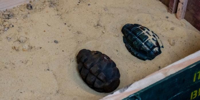 Саперы изъяли взрывоопасные предметы в Харьковской области, фото: ГСЧС