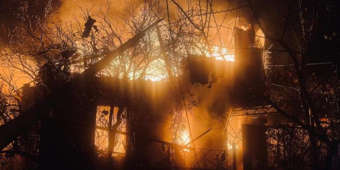 Последствия российских обстрелов Славянска, фото: ГСЧС