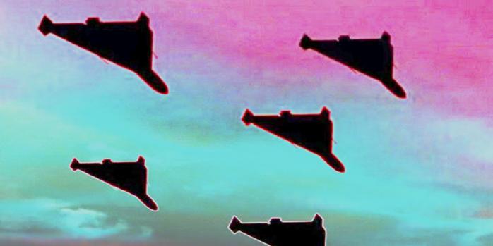 Рашисты массированно атакуют Новгород-Северских «шахедами», фото: «Укринформ»