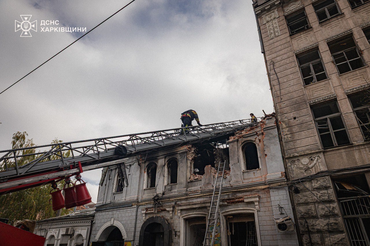 Наслідки обстрілу Харкова. Фото: ДСНС