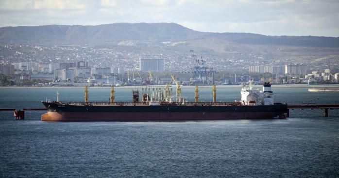 Компании из стран Балтии тайно заправляли теневой флот из России. Фото: 