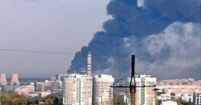 Дроны подожгли нефтебазу в Симферополе. Фото: «Крымский ветер»