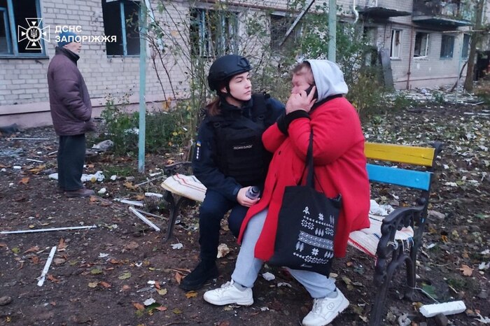 Наслідки російської повітряної атаки по Запоріжжю 30 жовтня, фото: Запорізька ОВА