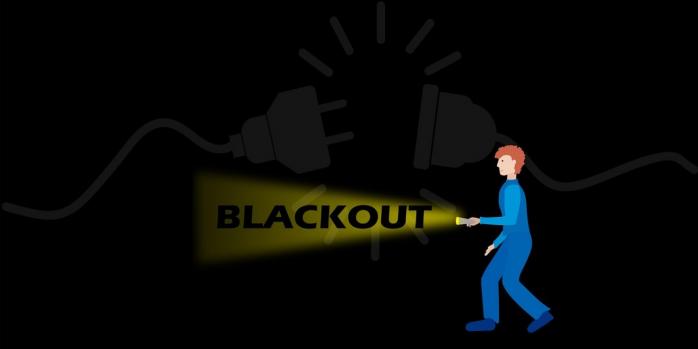 В Украине возобновили отключение электроэнергии, фото: