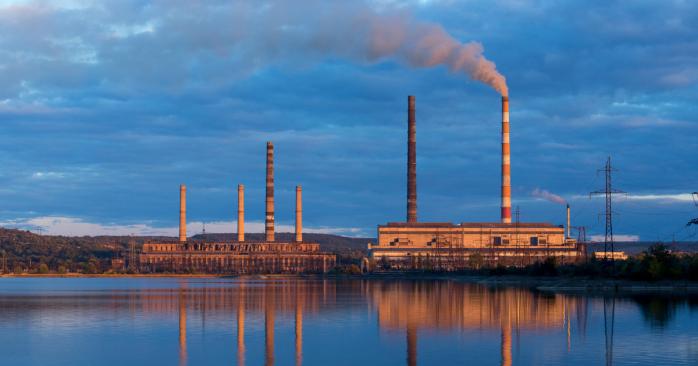 Россияне ударили бомбами по Славянской ТЭС. Фото: