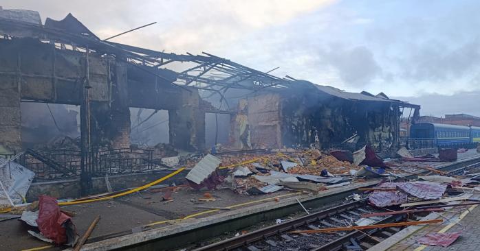 РФ нанесла удары по железнодорожной инфраструктуре. Фото: Алексей Кулеба