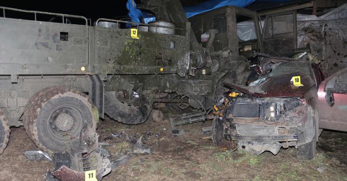 Четверо военных погибли в результате ДТП. Фото: ДБР