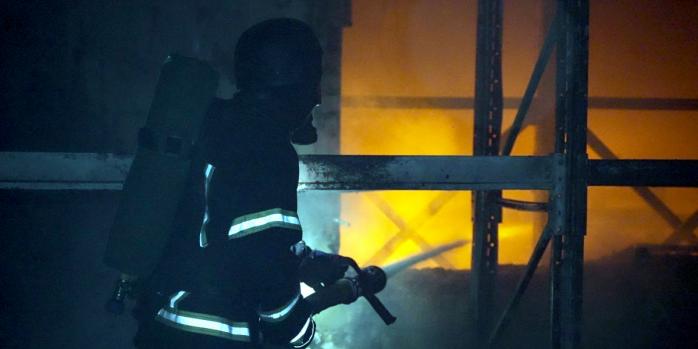 Последствия российской воздушной атаки по Николаеву 3 ноября, фото: ГСЧС