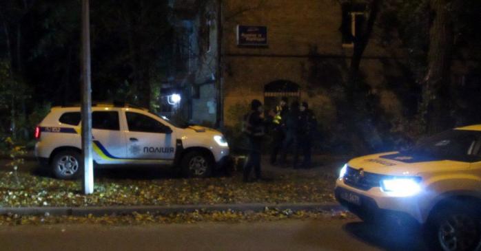 В Киеве рецидивисты ограбили военного. Фото: полиция Киева