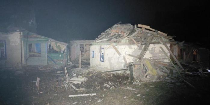 Последствия российских ударов по Новгород-Северскому, фото: ГСЧС