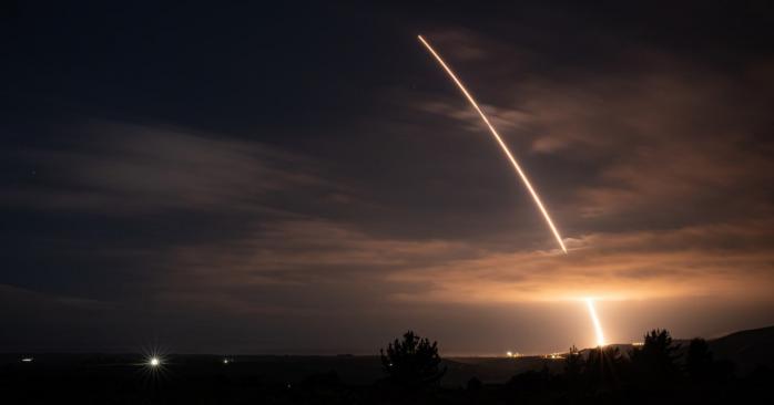 Пуск ракеты Minuteman III. Фото: Vandenberg Space Force Base