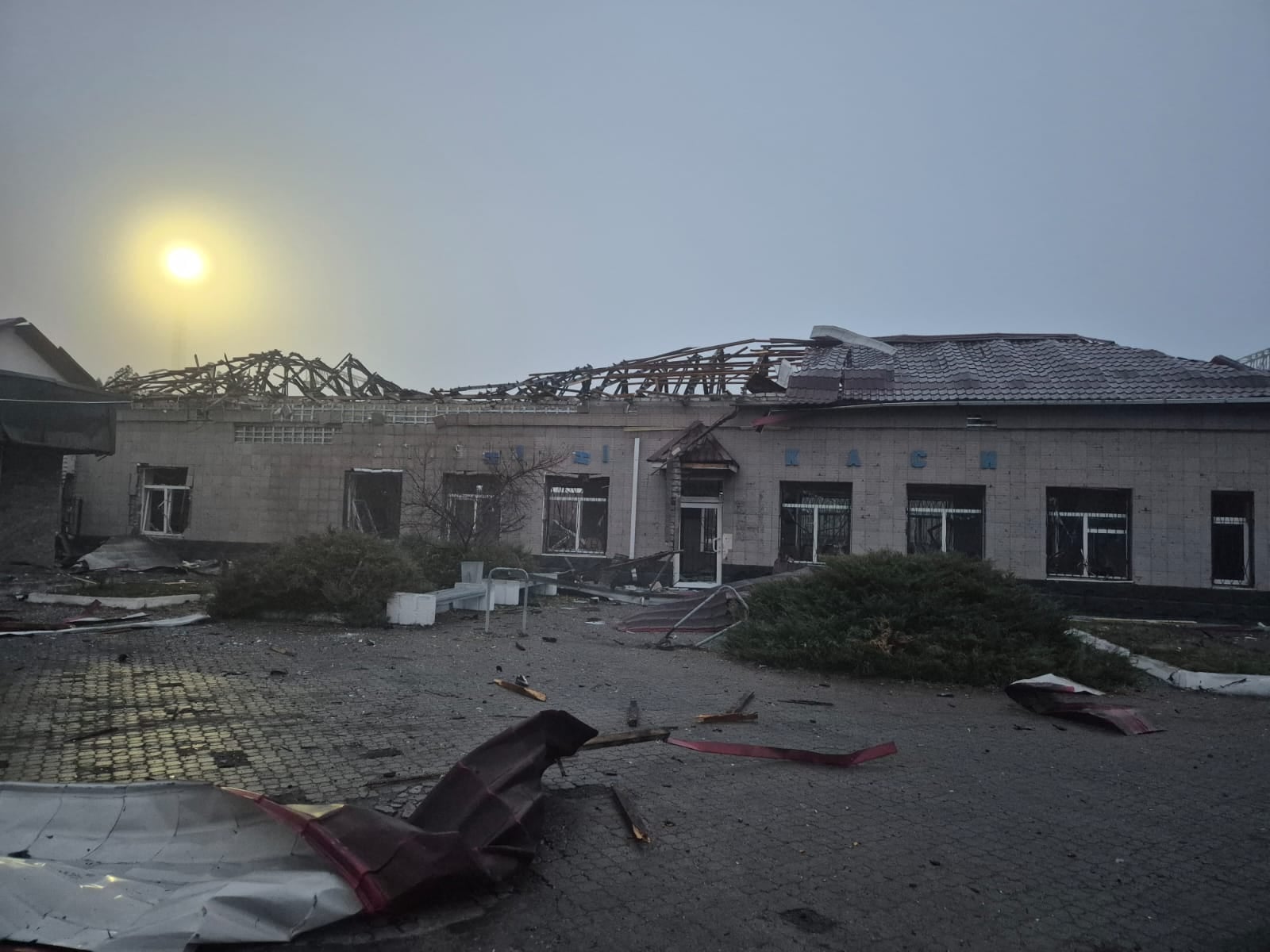 Окупанти обстріляли залізничну станцію в Дніпропетровській області. Фото: УЗ