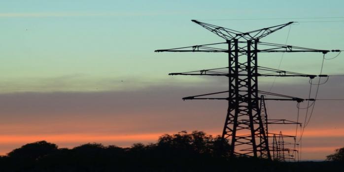 Рашисты продолжают обстреливать энергоинфраструктуру Украины, фото: