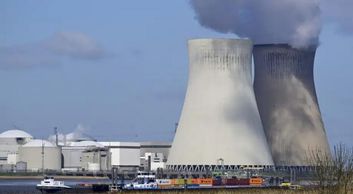 Неизвестные дроны зафиксировали над АЭС в Бельгии. Фото: