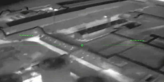 Поражение нефтебазы ФГКУ «Гвардейский», скриншот видео 