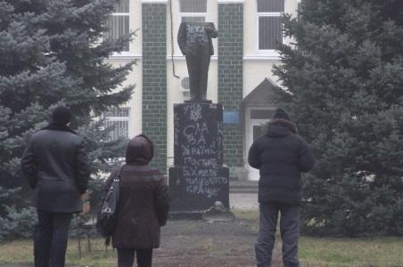 Памятник Ленину на Полтавщине восстановили за счет регионала
