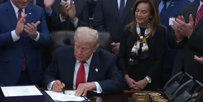 Дональд Трамп, скриншот видео