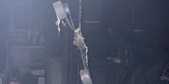 На Киевщине из-за взрыва зарядного устройства возник пожар в квартире, фото: ГСЧС