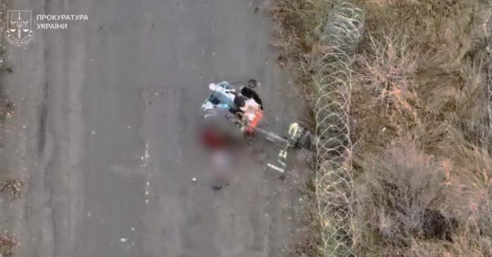 Російський дрон вбив трьох цивільних на мотоблоці. Фото: прокуратура