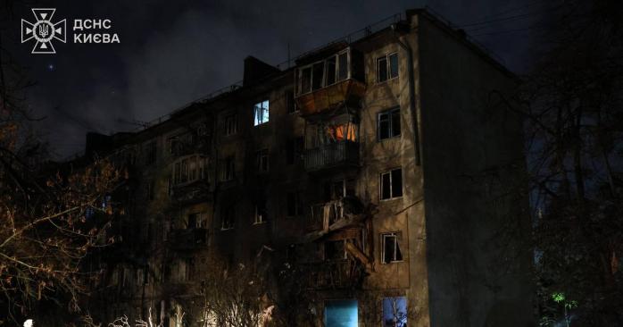 Последствия обстрелов. Фото: ГСЧС