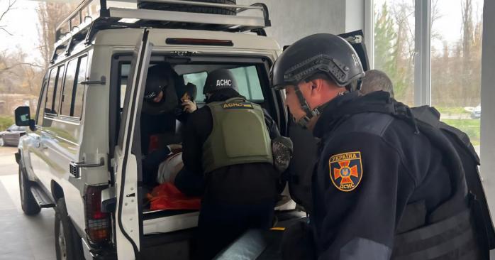 Последствия обстрелов. Фото: ГСЧС