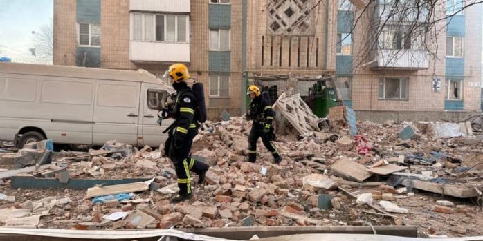 Наслідки російської атаки по Тернополю, фото: «Суспільне»