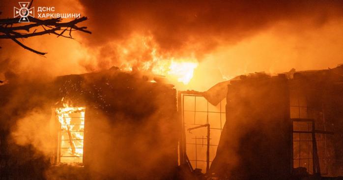 Последствия обстрелов. Фото: ГСЧС