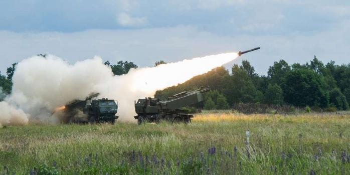 Україна потребує близько 1 млрд дол. щомісяця для закупівлі зброї США, фото: NARA & DVIDS Public Domain Archive