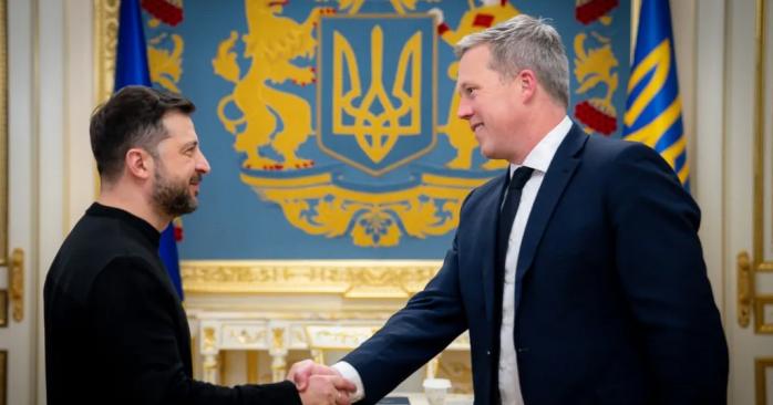 Министр армии США Дэн Дрисколл предупредил Украину о «неизбежном поражении». Фото: 