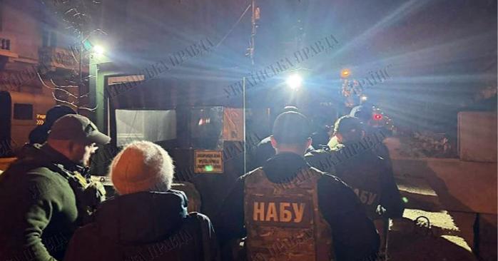 Обыски в правительственном квартале. Фото: УП