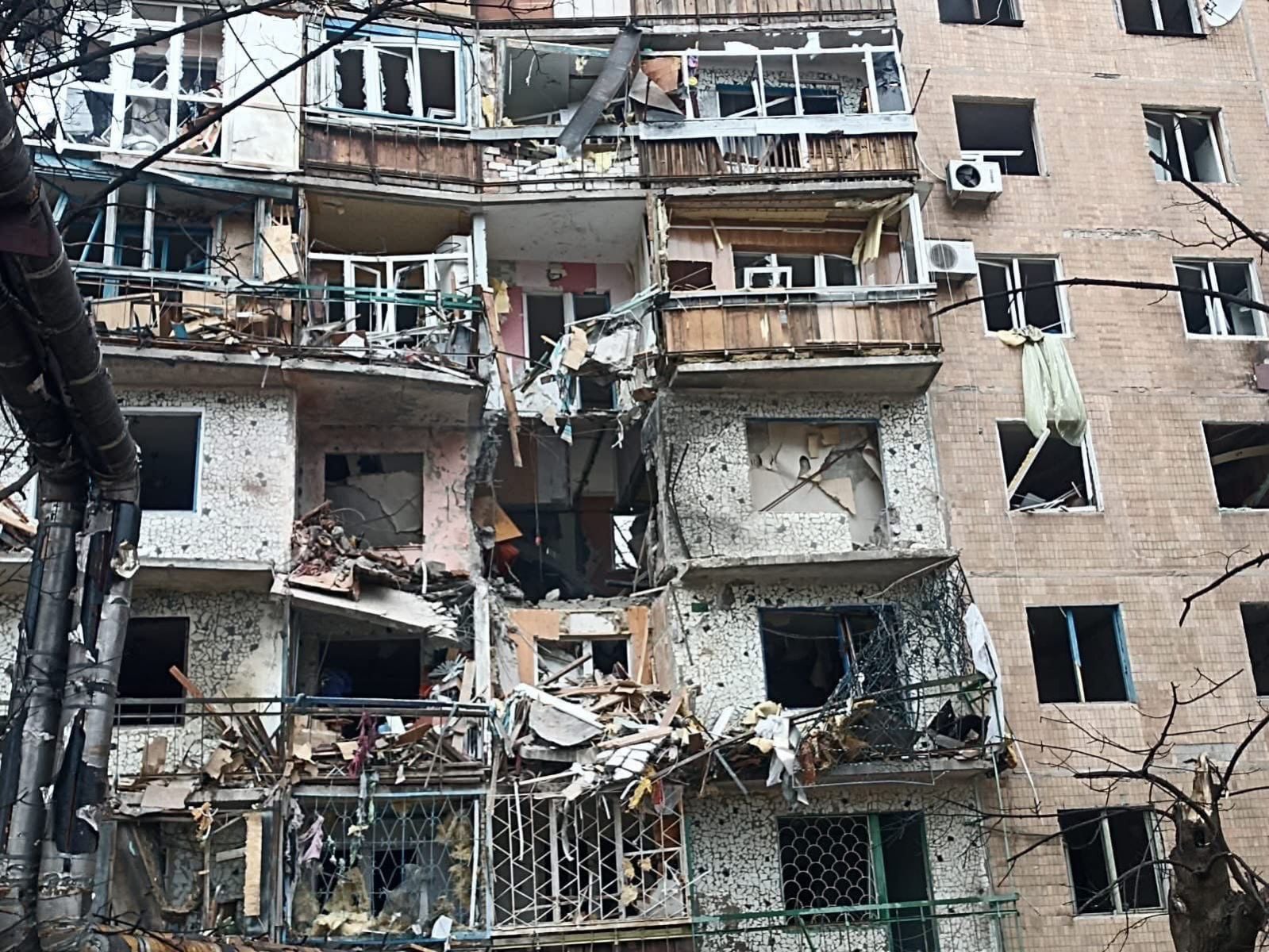 Окупанти обстріляли багатоповерхівку у Краматорську. Фото: МВА