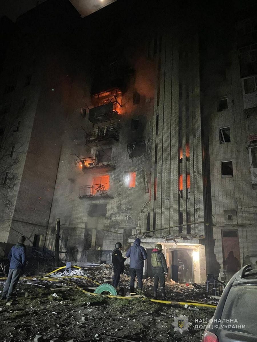 Наслідки обстрілу Охтирки. Фото: ДСНС