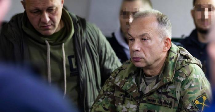 Олександр Сирський заявив про незадовільний стан безпеки в деяких навчальних центрах. Фото: 