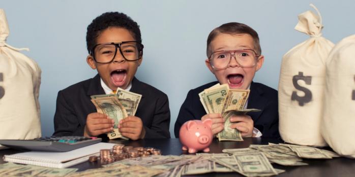 Українським студентам підвищать стипендії, фото: Too Cool Traffic School