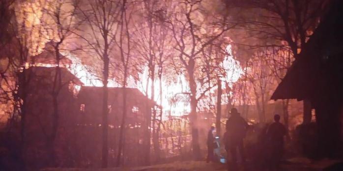 Пожежа спалахнула у монастирі у селі Кострино, фото: митрополит Феодор