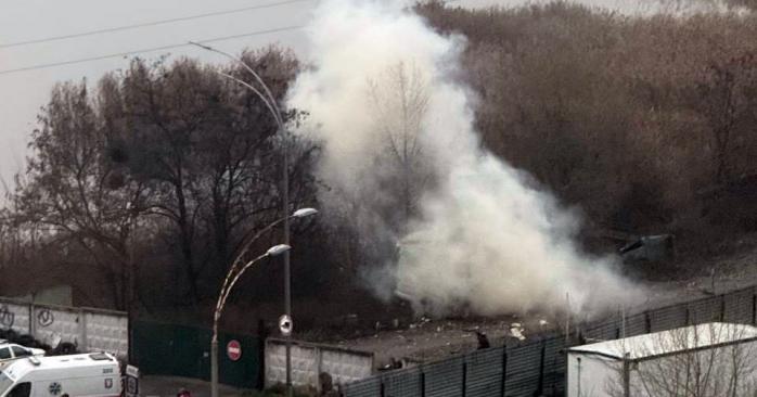 У Дарницькому районі Києва прогримів вибух. Фото з соцмереж