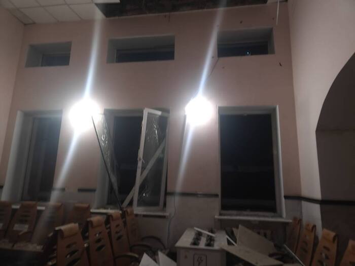 Наслідки російського удару по П’ятихатках, фото: Олександр Перцовський