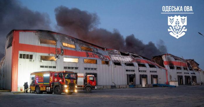 Знищений росіянами склад. Фото: Одеська ОВА