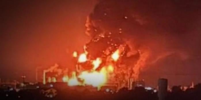 ЗСУ вразили НПЗ &laquo;Славянский&raquo;, фото: Генштаб ЗСУ