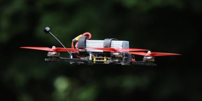 Російський FPV-дрон вдарив по автомобілю поліції у Пологівському районі, фото: «Укрінформ»