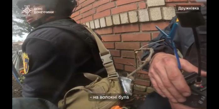 Під час ліквідації пожежі на Донеччині, фото: ДСНС