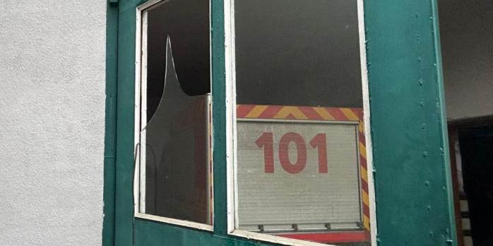 Наслідки російського удару по Новогод-Сіверському, фото: ДСНС